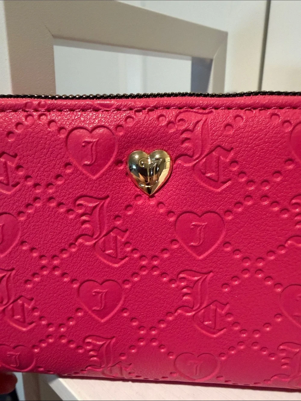 Juicy Couture Bright Pink Embossed Zip Card Wallet with Gold Heart